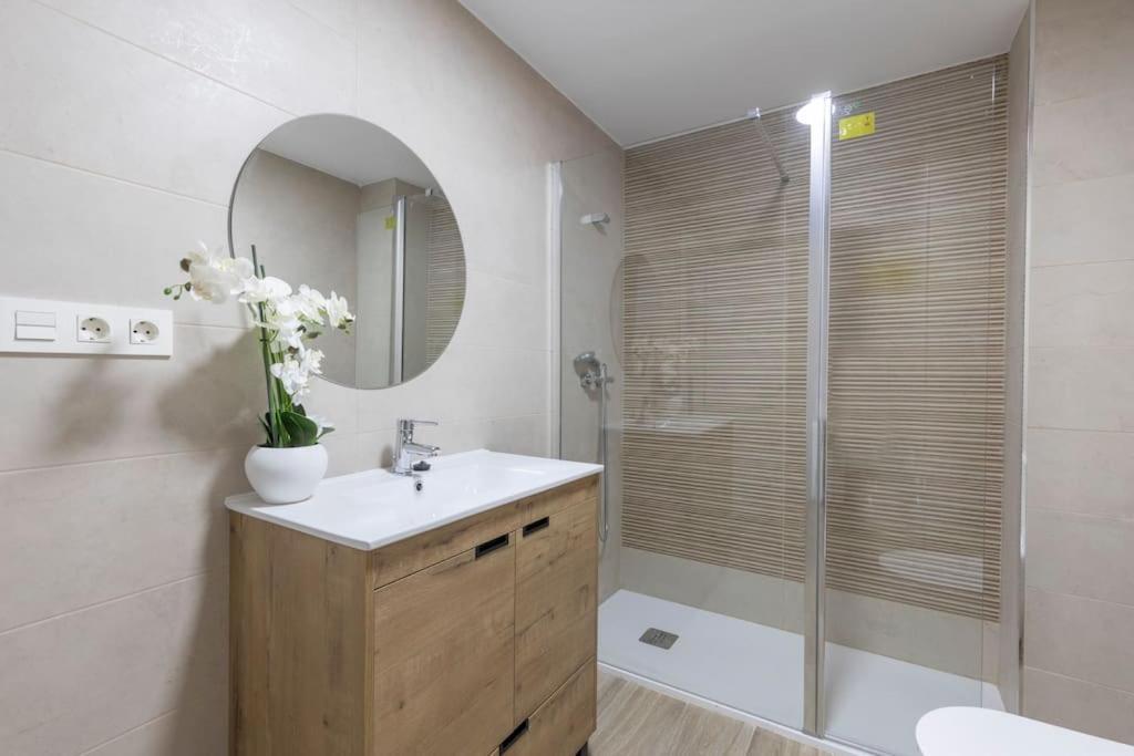 Neptuno Deluxe Apartment Granada Luaran gambar