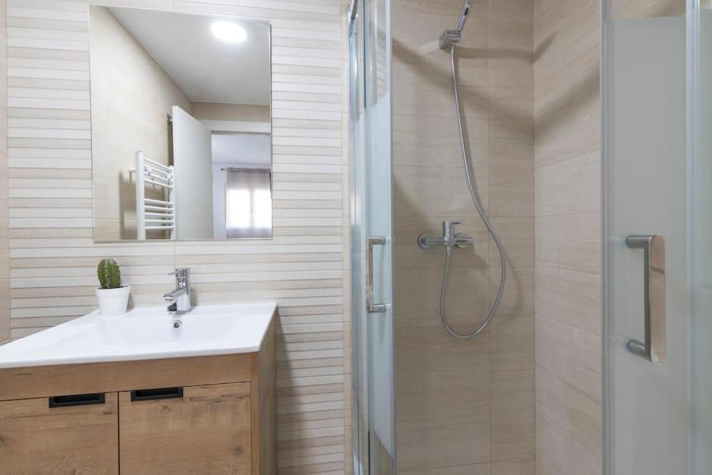 Neptuno Deluxe Apartment Granada Luaran gambar