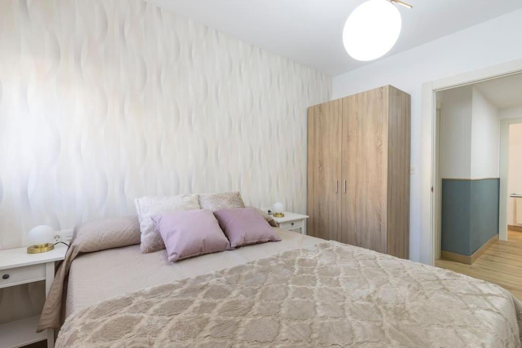 Neptuno Deluxe Apartment Granada Luaran gambar