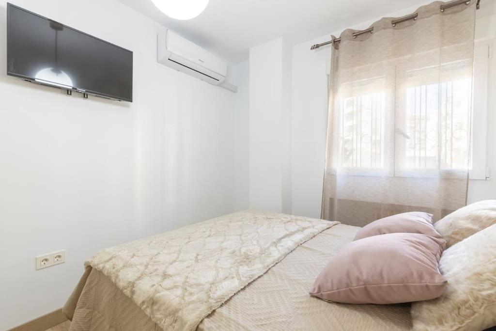 Neptuno Deluxe Apartment Granada Luaran gambar