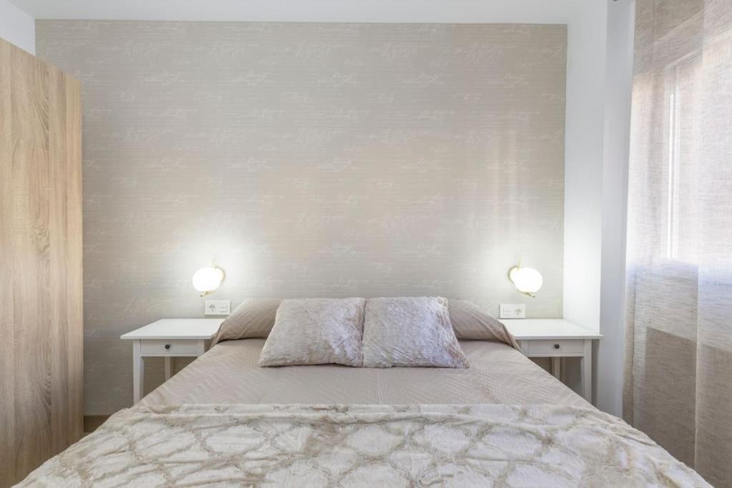 Neptuno Deluxe Apartment Granada Luaran gambar
